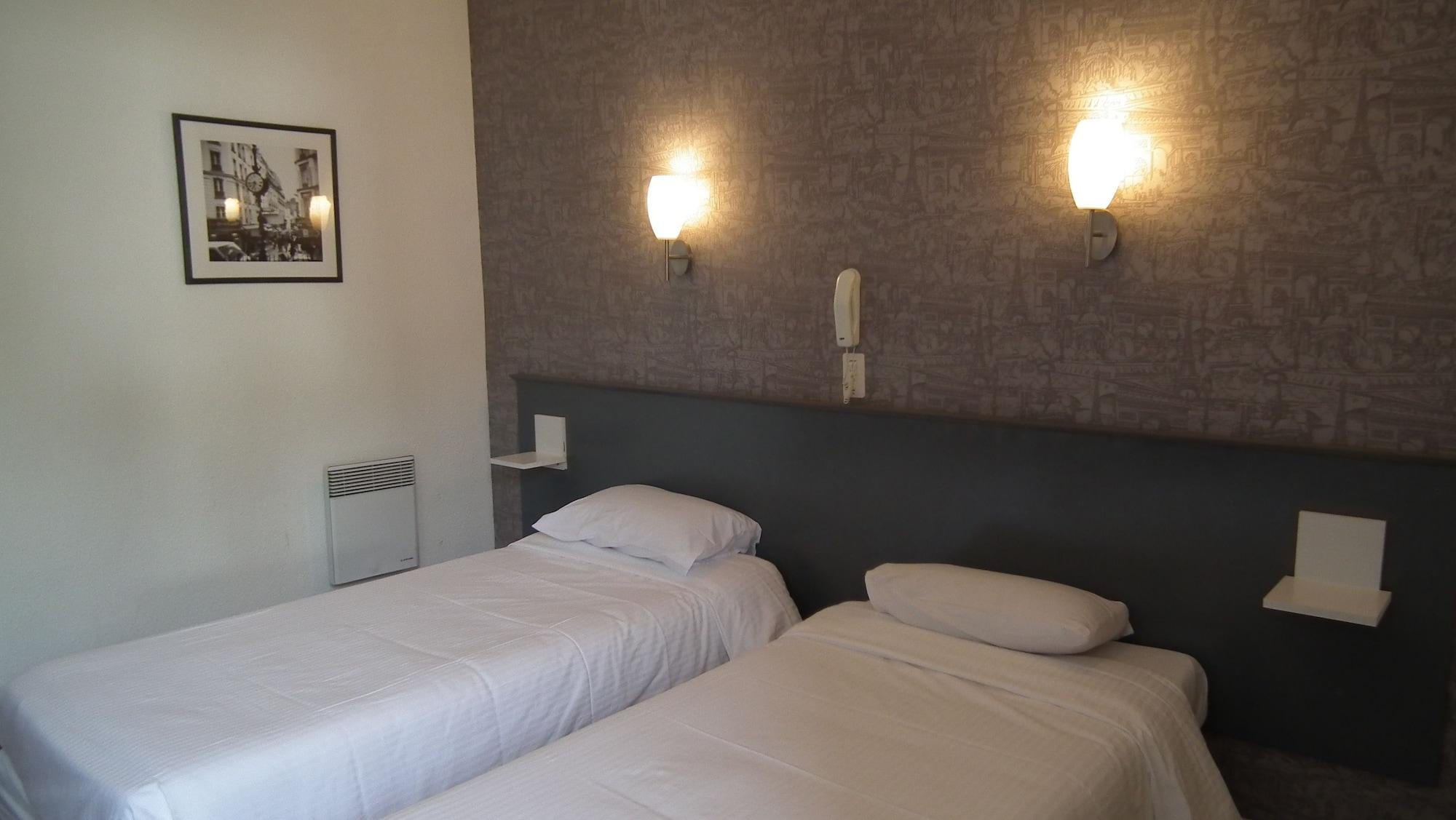 Hotel Des Pays Bas Lourdes Exterior photo