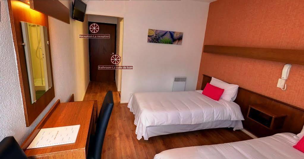 Hotel Des Pays Bas Lourdes Exterior photo